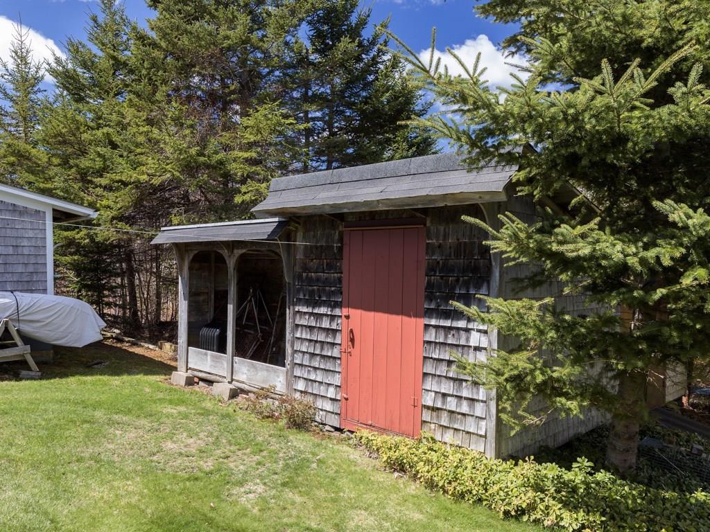 2733 Bristol Road New Harbor, ME 04554 - Photo 8 of 33 Shed