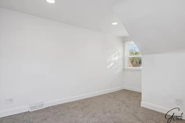 $159,900 | 15375 Sussex Street, Detroit, MI 48227