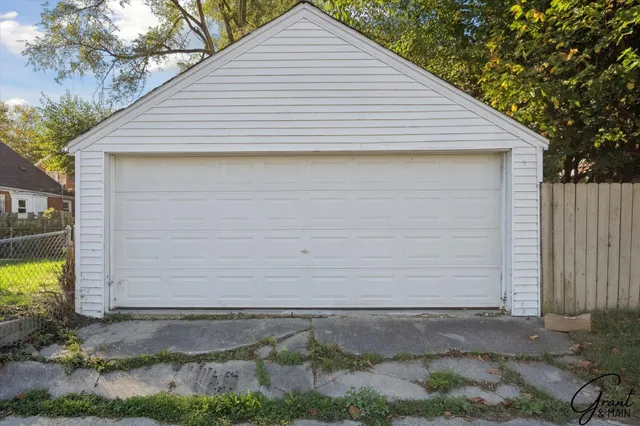 $159,900 | 15375 Sussex Street, Detroit, MI 48227