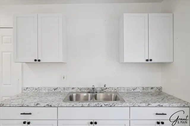 $159,900 | 15375 Sussex Street, Detroit, MI 48227