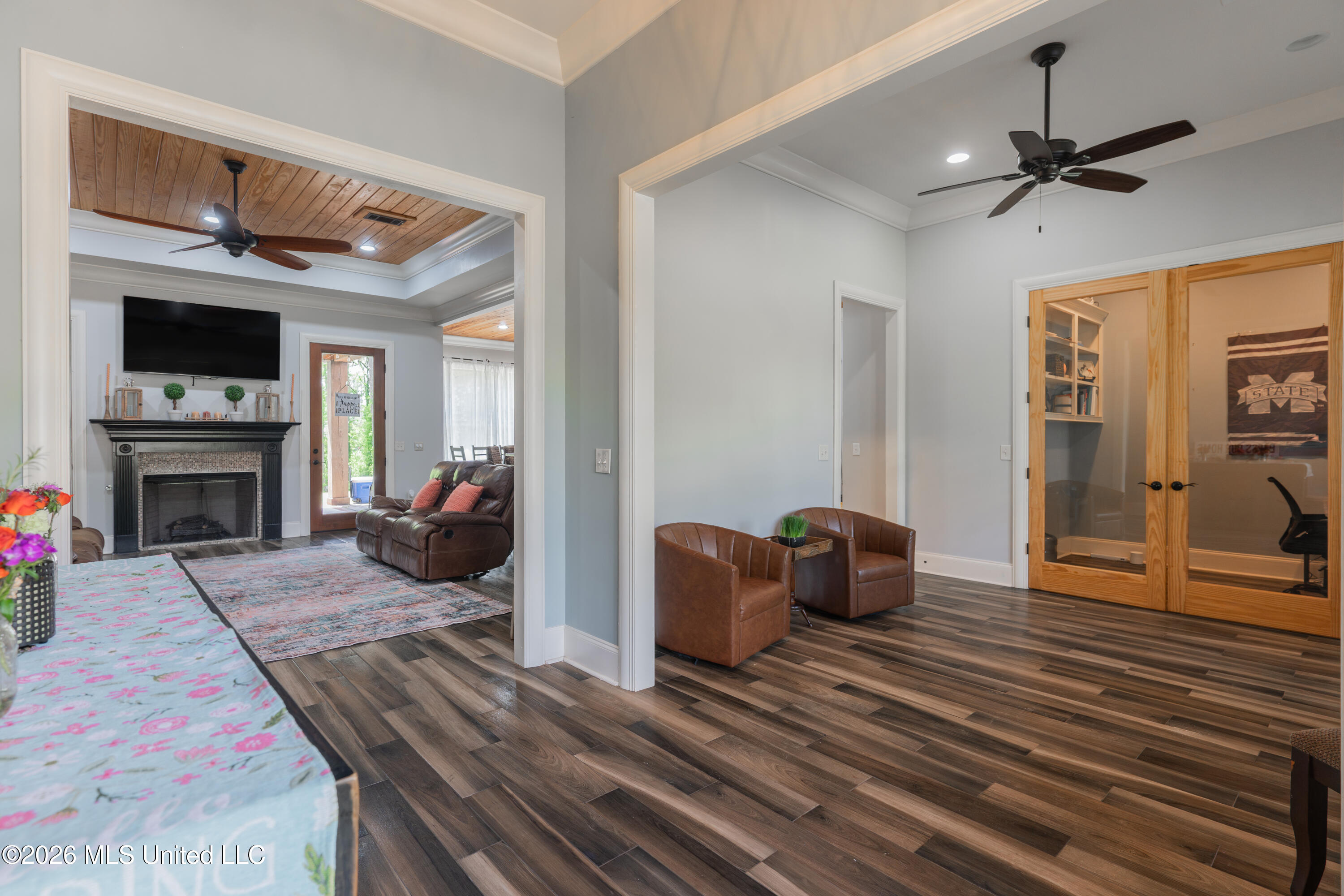 517 View Pointe Drive Clinton, MS 39056 - Photo 15 of 100 15-Entry.