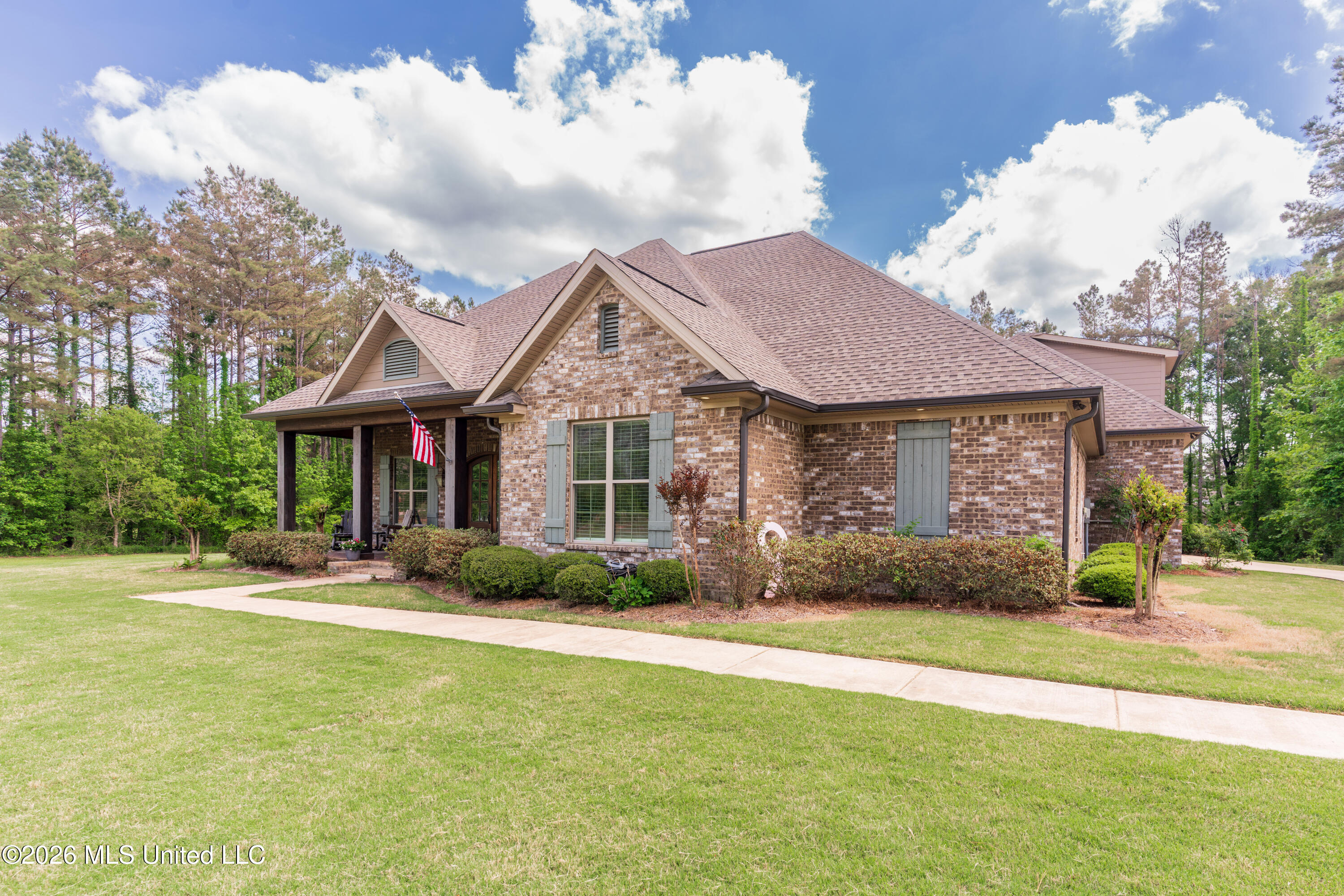 517 View Pointe Drive Clinton, MS 39056 - Photo 6 of 100 6-Front