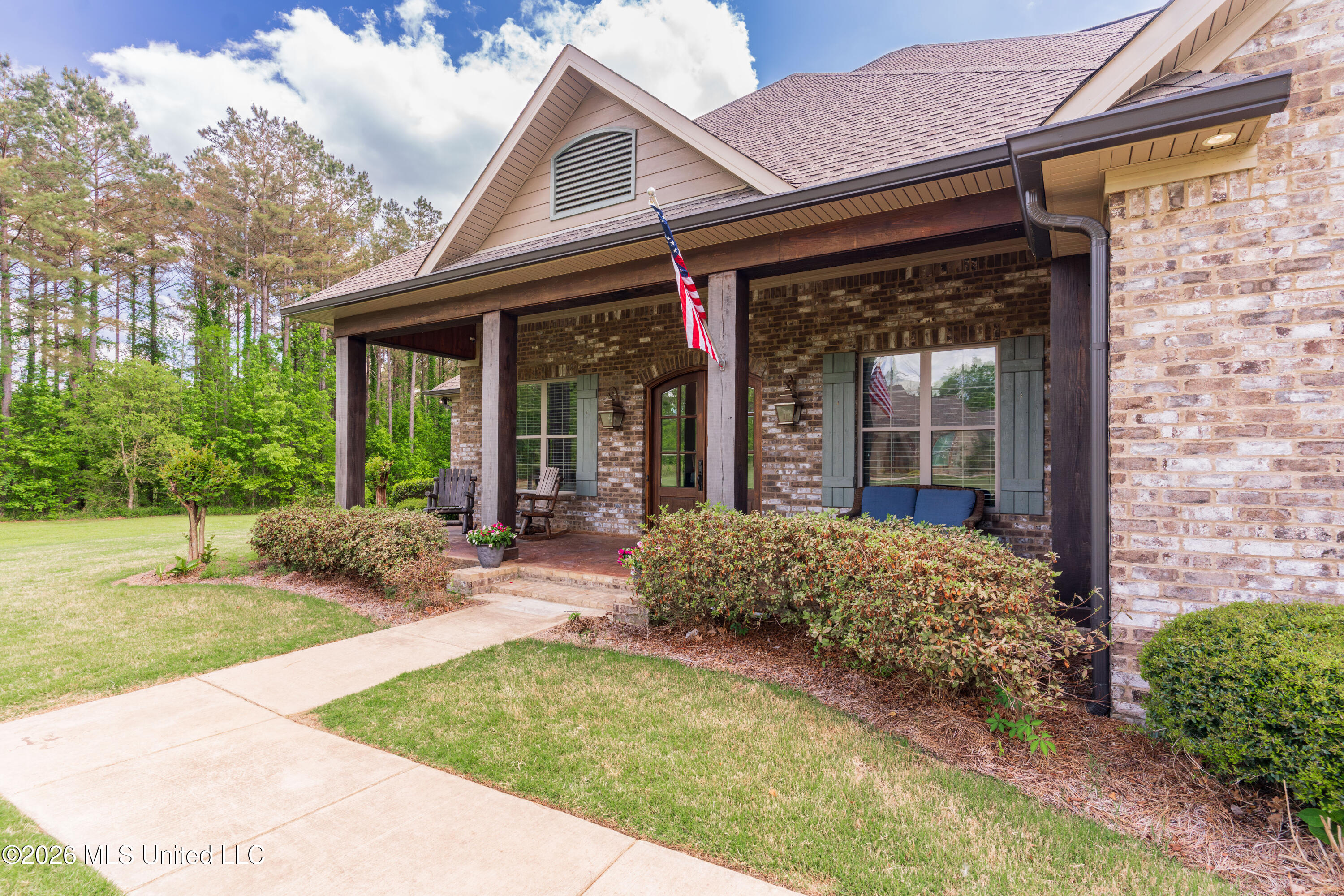 517 View Pointe Drive Clinton, MS 39056 - Photo 7 of 100 7-Front
