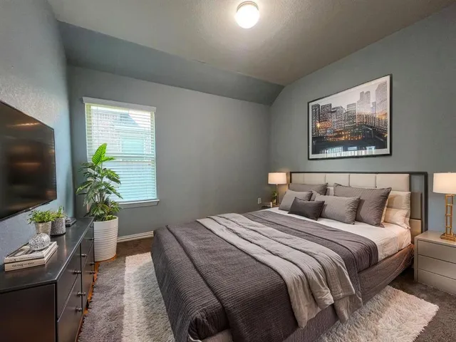 $2,295 | 326 Adoquin Trail, Buda, TX 78610