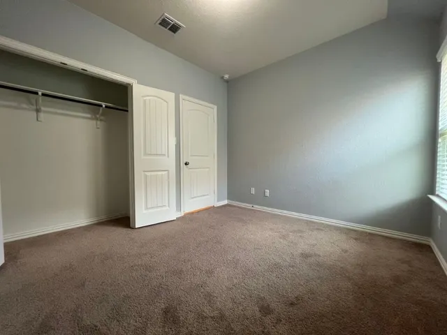 $2,295 | 326 Adoquin Trail, Buda, TX 78610