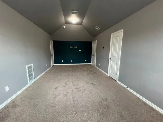 $2,295 | 326 Adoquin Trail, Buda, TX 78610