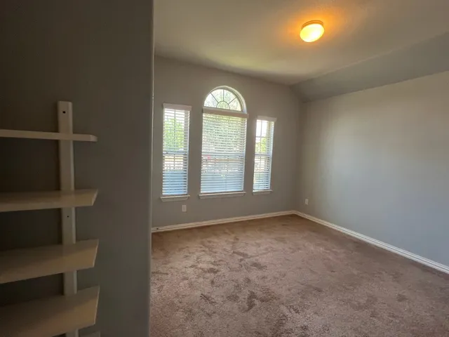 $2,295 | 326 Adoquin Trail, Buda, TX 78610