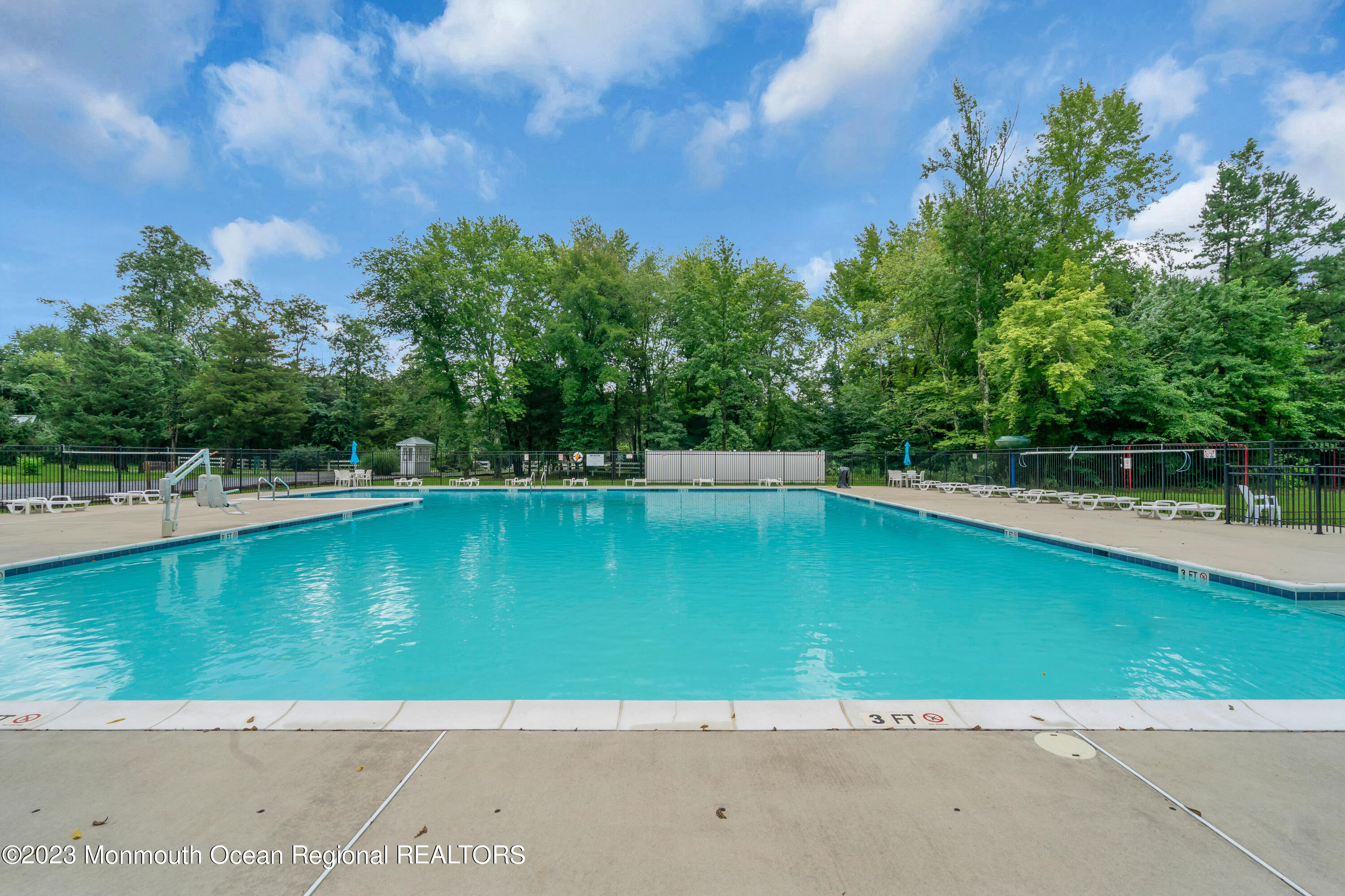 724 Monmouth Road, Unit 33 Cream Ridge, NJ 08514 - Photo 25 of 27 067_ey208243-1