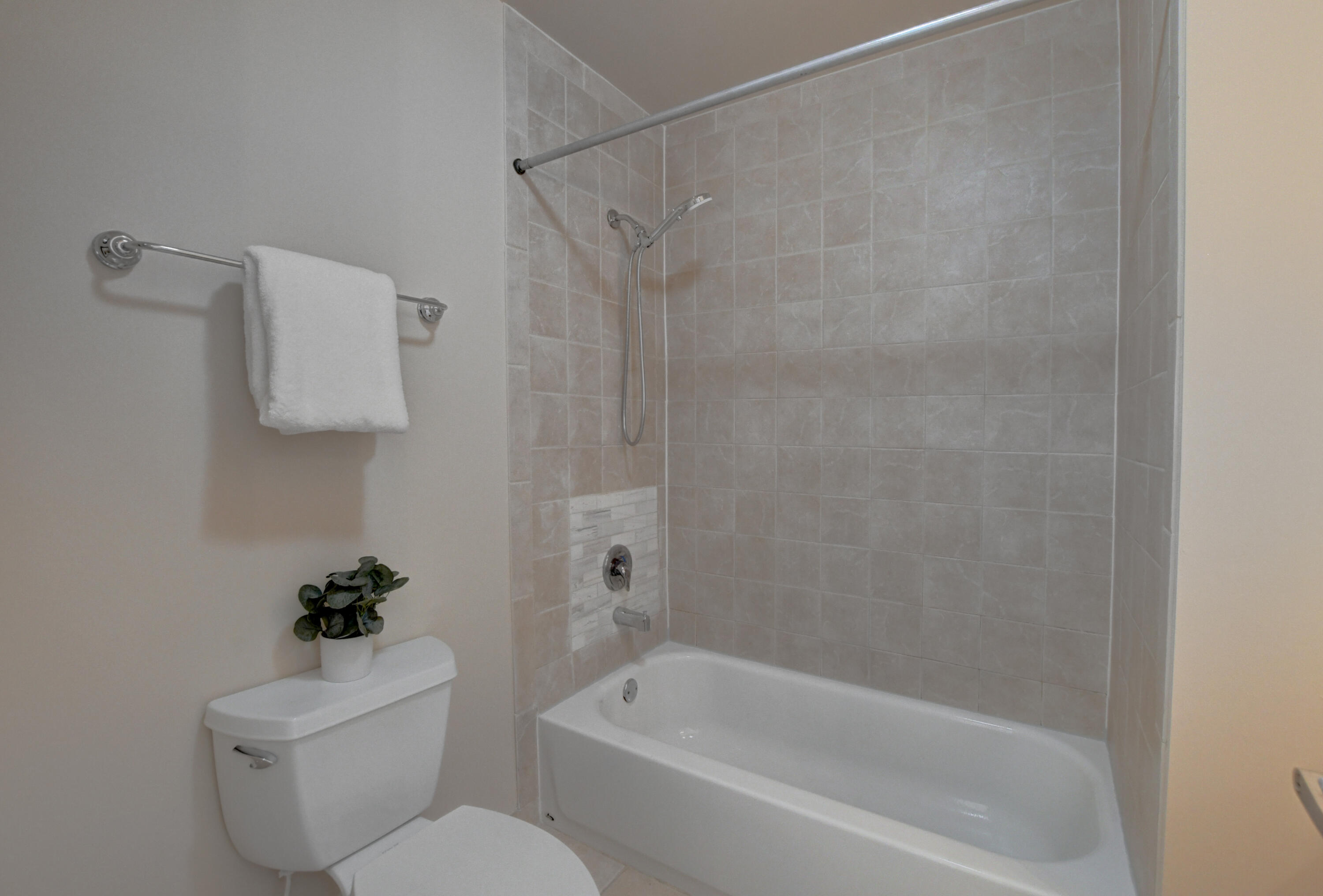3111 Clint Moore Road, Unit 207 Boca Raton, FL 33496 - Photo 22 of 39 Owners Bath