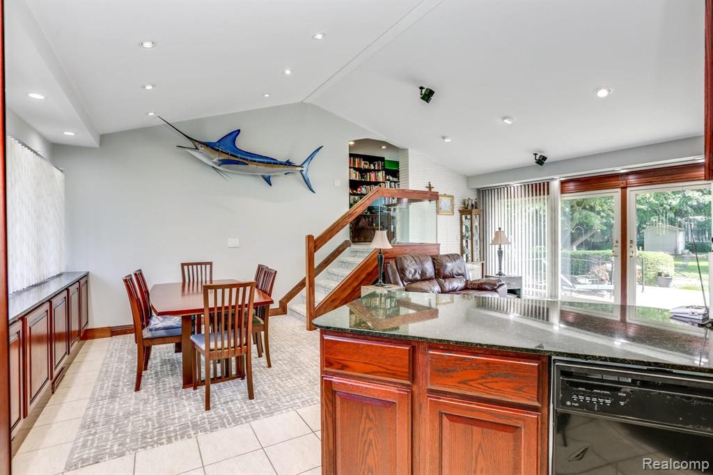 600 Middlesex Road Grosse Pointe Park, MI 48230 - Photo 20 of 44