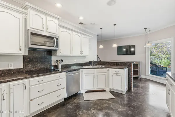 $499,000 | 2948 Grove Meadows Drive, Nesbit, MS 38651