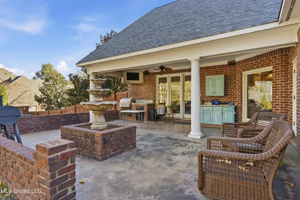 $499,000 | 2948 Grove Meadows Drive, Nesbit, MS 38651