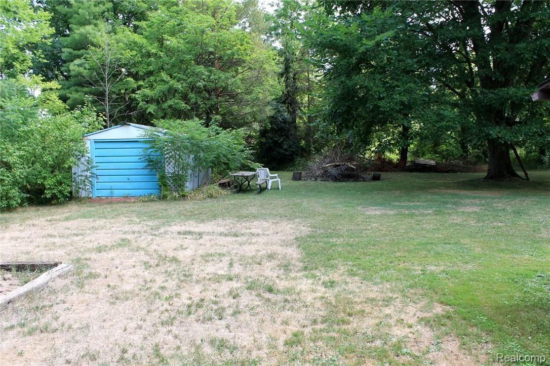 12502 Creek Road Carleton, MI 48117 - Photo 16 of 52 IMG_6582.JPG