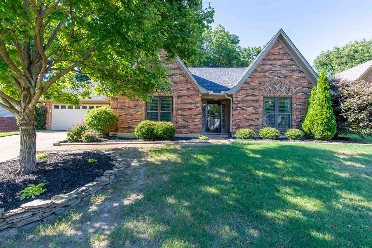 7758 Grey Squirrel Cove Memphis, TN 38018 - Photo 1 of 22 Beautiful cove setting ~ all brick exterior one level home.