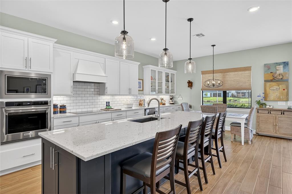 5470 Silverside Pne Court Lakewood Ranch, FL 34211 - Photo 15 of 74