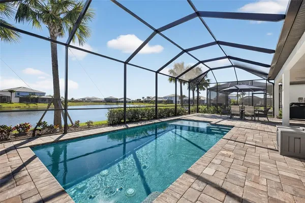 $1,389,000 | 5470 Silverside Pne Court, Lakewood Ranch, FL 34211