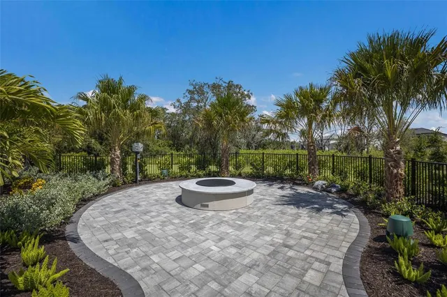 $1,539,000 | 5470 Silverside Pne Court, Lakewood Ranch, FL 34211
