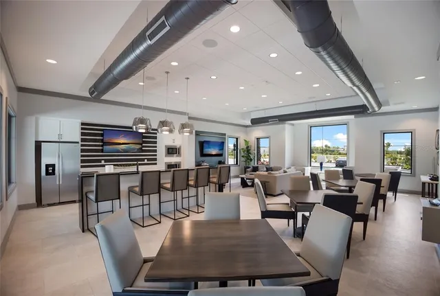 $1,539,000 | 5470 Silverside Pne Court, Lakewood Ranch, FL 34211