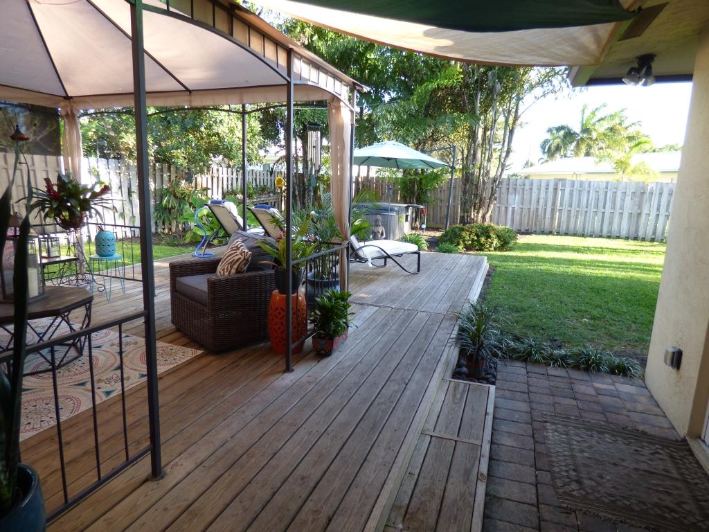 1180 Southwest 11th Street Boca Raton, FL 33486 - Photo 28 of 32 Backyard2