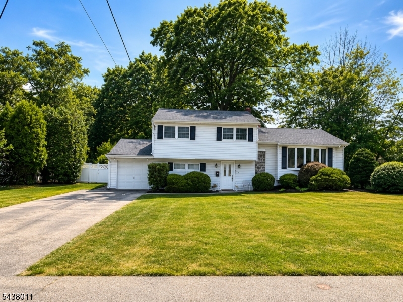 63 Martin Road Livingston, NJ 07039 - Photo 1 of 19