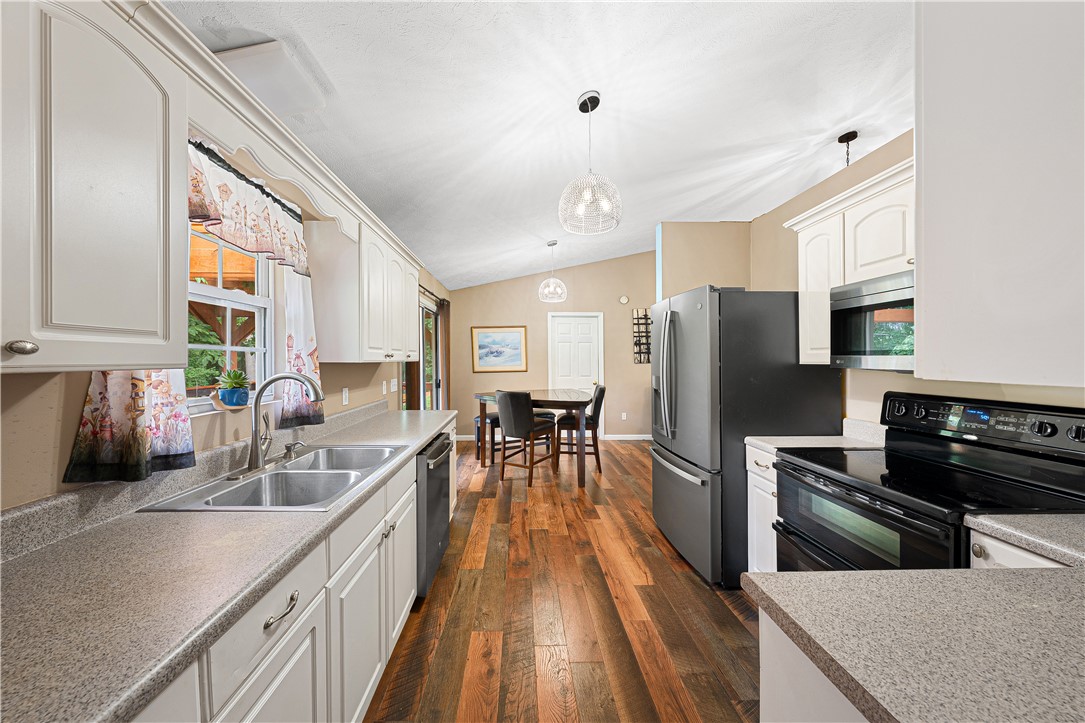 281 Cherokee Drive Fair Play, SC 29643 - Photo 5 of 26