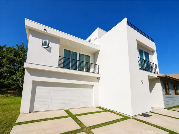 $1,690,000 | 5336 Lemon Grove Avenue, Los Angeles, CA 90038