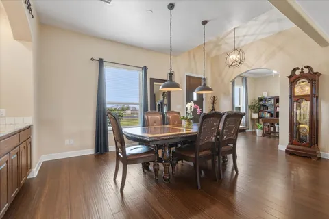 $825,000 | 104 West Vienna Drive, Hutto, TX 78634