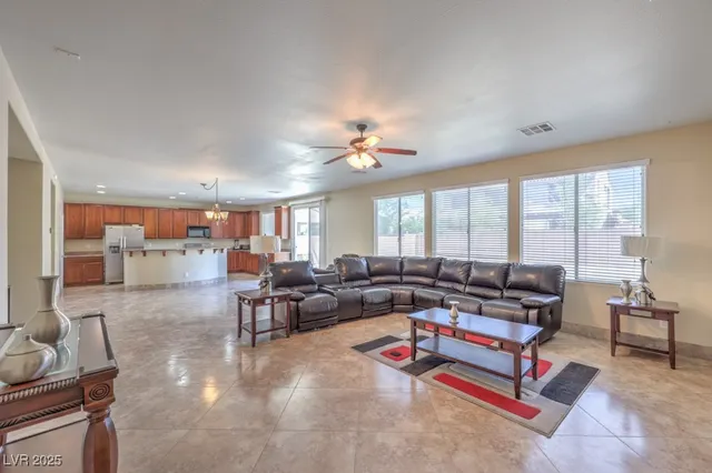 $495,000 | 4016 Gaster Avenue, North Las Vegas, NV 89081