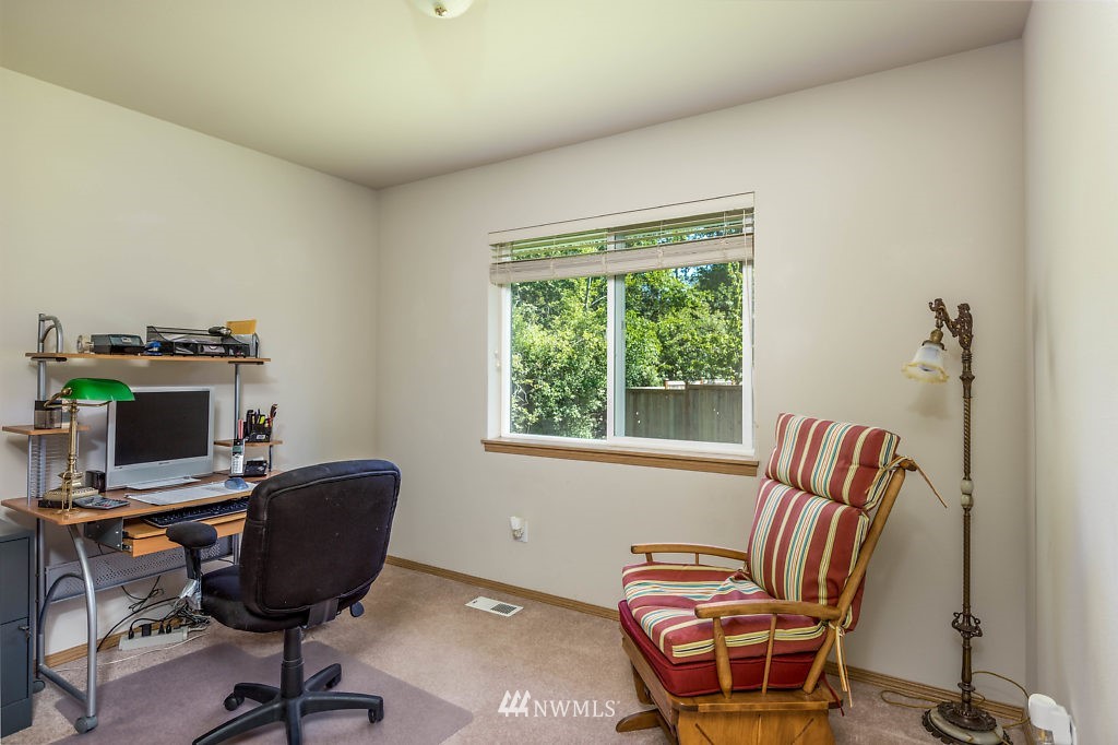 2287 Williams Road Oak Harbor, WA 98277 - Photo 16 of 23 Gallery Image 16