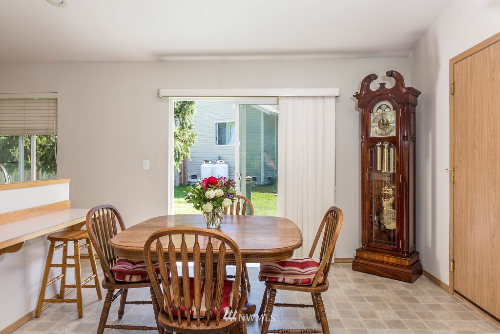 2287 Williams Road Oak Harbor, WA 98277 - Photo 8 of 23 Gallery Image 8