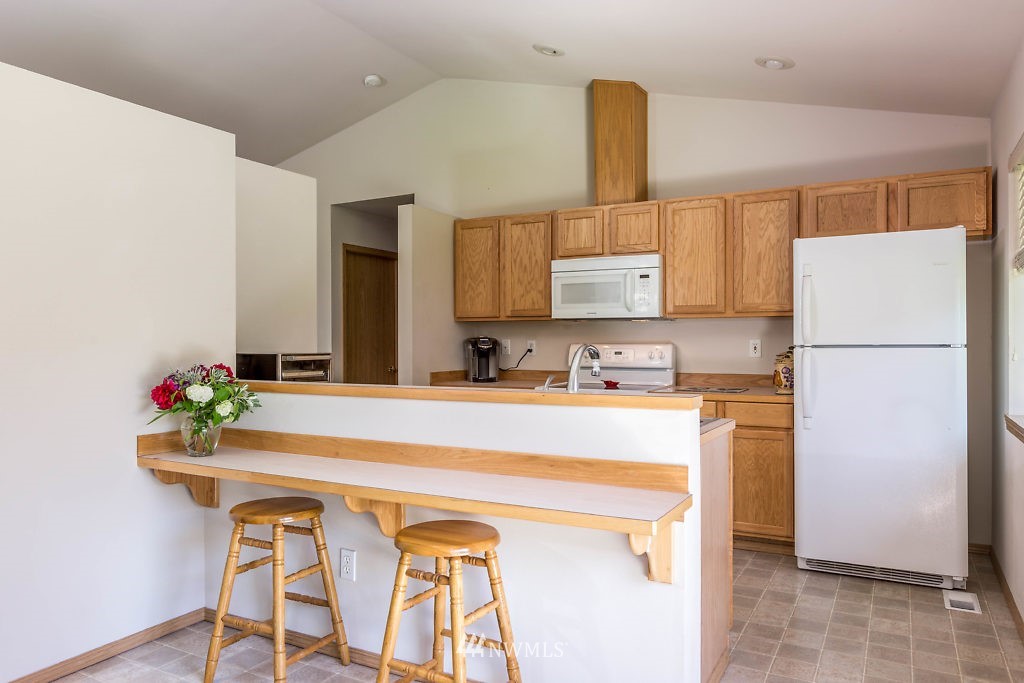 2287 Williams Road Oak Harbor, WA 98277 - Photo 9 of 23 Gallery Image 9