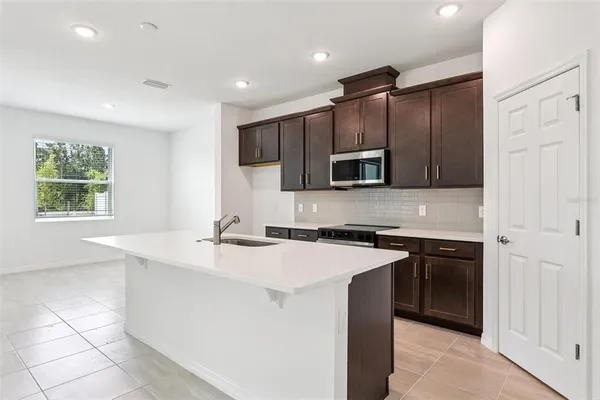 $465,990 | 1756 Columbus Path, St. Cloud, FL 34771