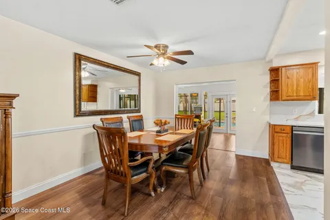 $469,900 | 498 Chamberlin Avenue Northwest, Palm Bay, FL 32907