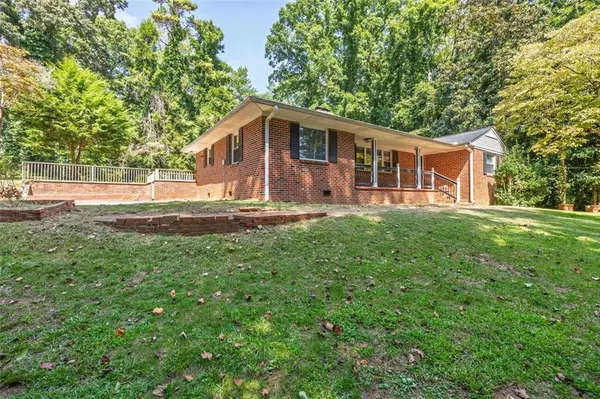 $479,999 | 250 East Memorial Drive, Dallas, GA 30132