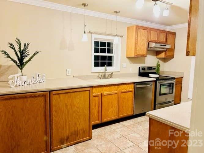2047 Icard Ridge Road Taylorsville, NC 28681 - Photo 9 of 14 Gallery Image 9