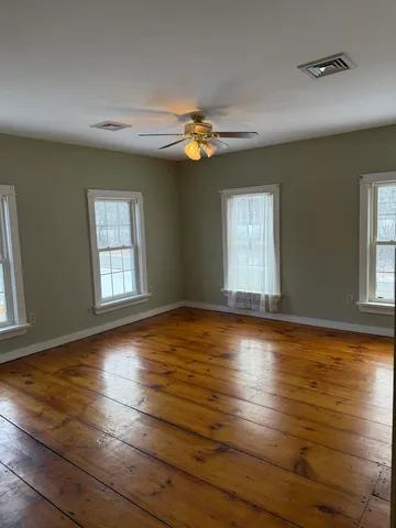 $1,800 | 586 Bellows Falls Road, Charlestown, NH 03603