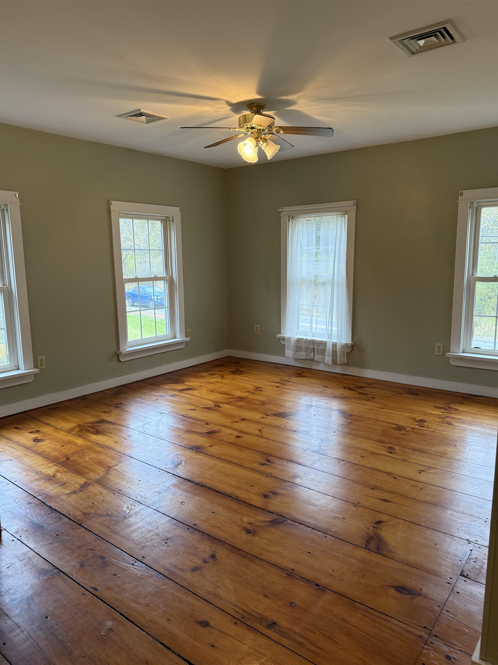 586 Bellows Falls Road Charlestown, NH 03603 - Photo 4 of 25