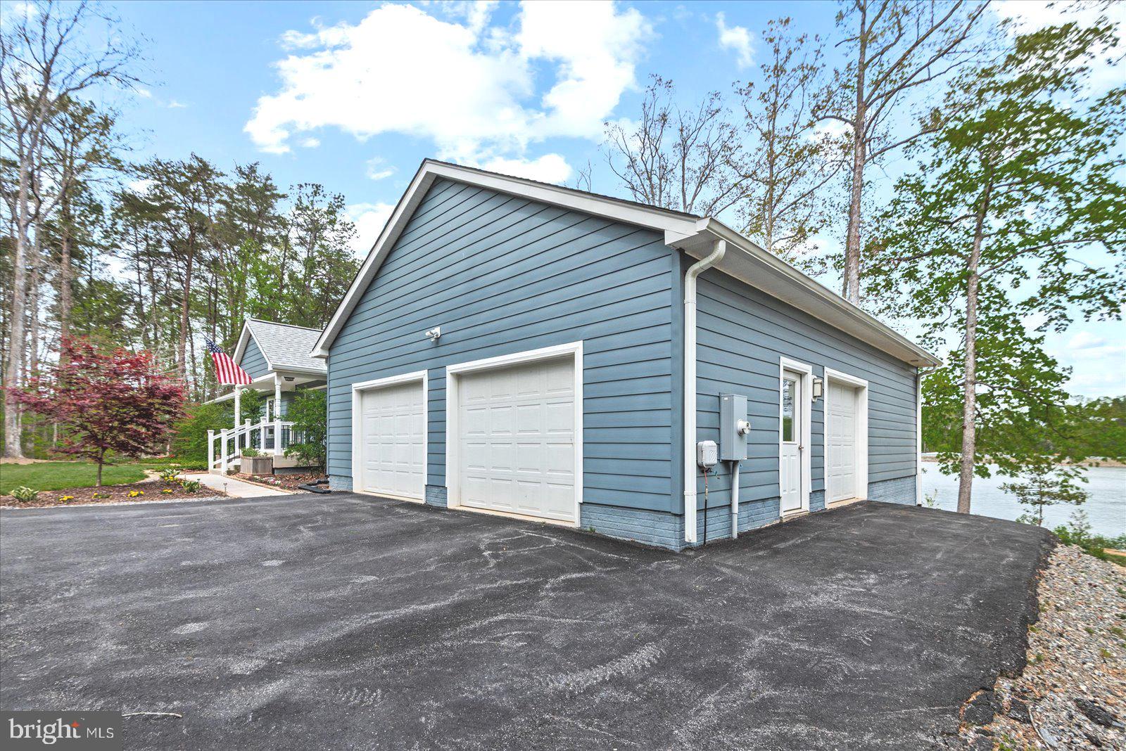 16 Merrimac Cove Ruther Glen, VA 22546 - Photo 9 of 107