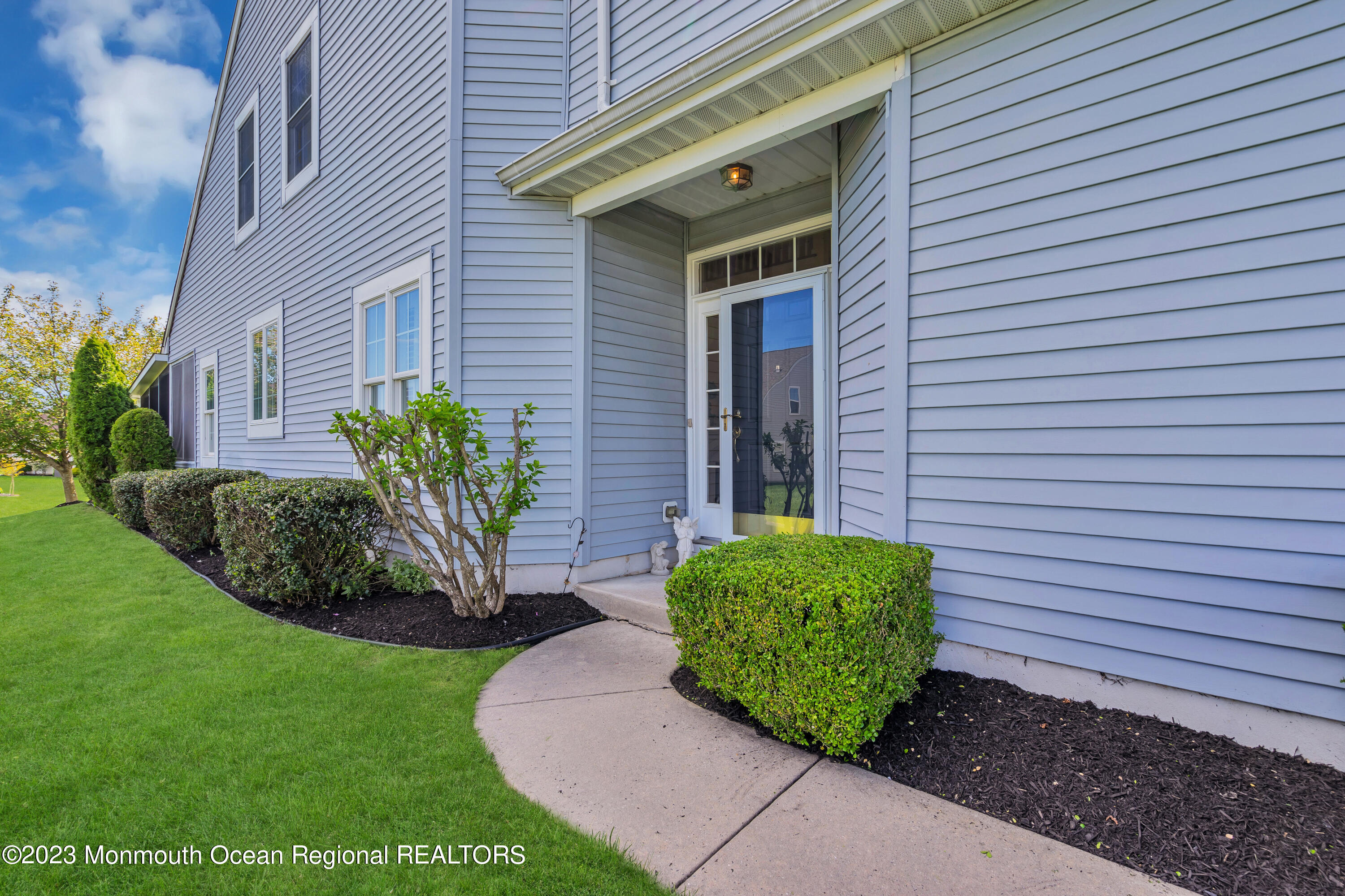 92 Pancoast Road Waretown, NJ 08758 - Photo 5 of 50 a view of a backyard with plants