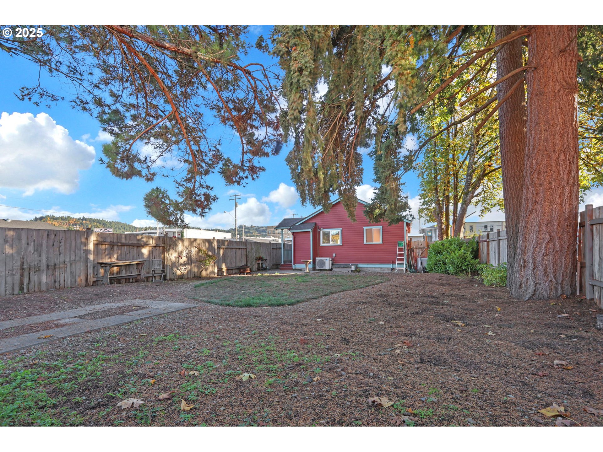 728 East Whiteaker Avenue Cottage Grove, OR 97424 - Photo 21 of 38 a view of outdoor space with city view