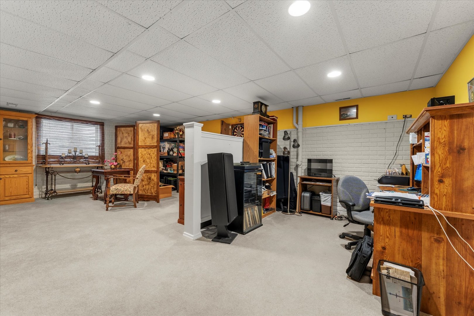 1706 Tin Cup Road, Unit 1706 Mahomet, IL 61853 - Photo 35 of 43 a view of a room with gym equipment