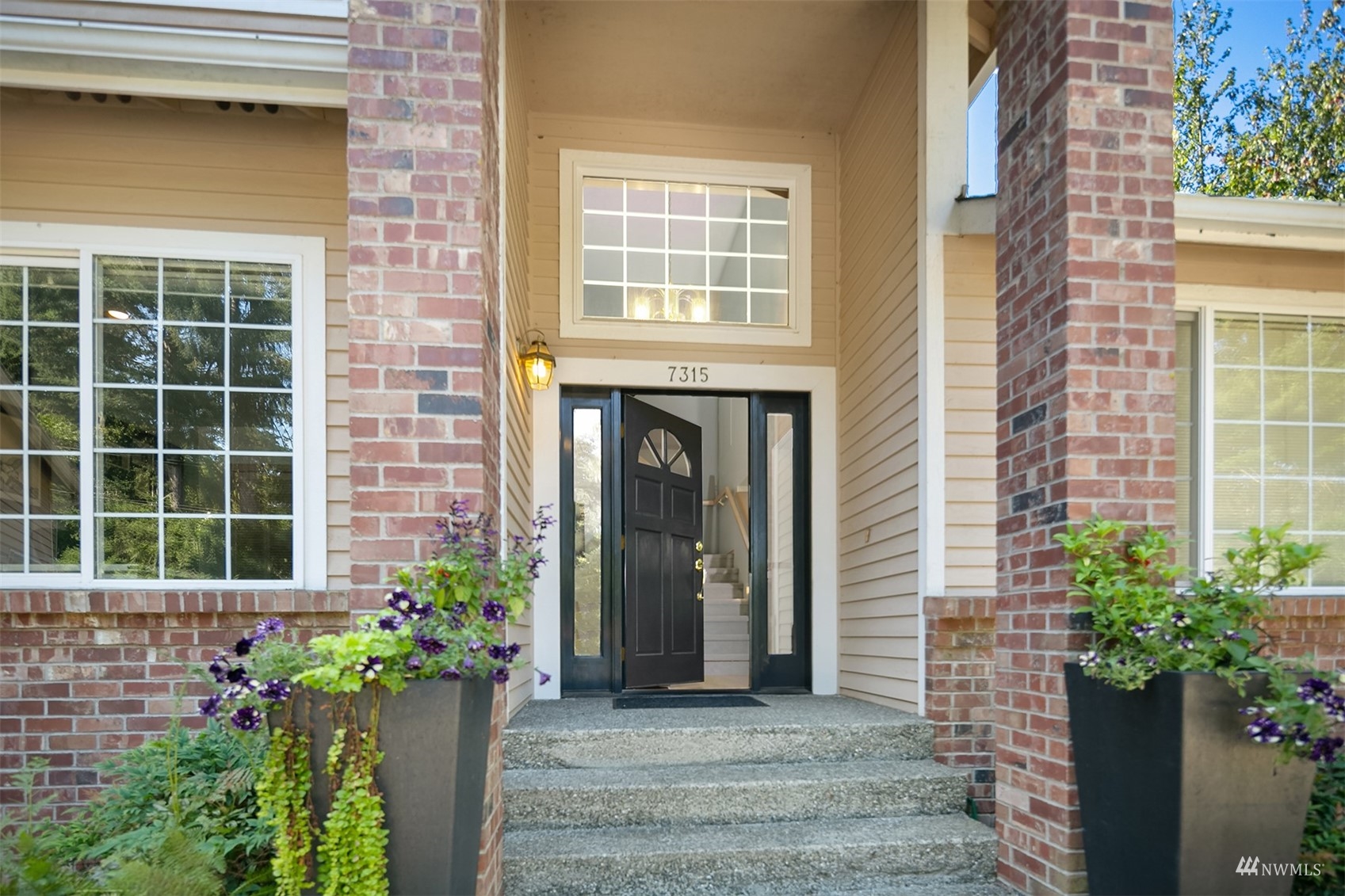 7315 Southwest Maury Park Road Vashon, WA 98070 - Photo 5 of 38 Gallery Image 5