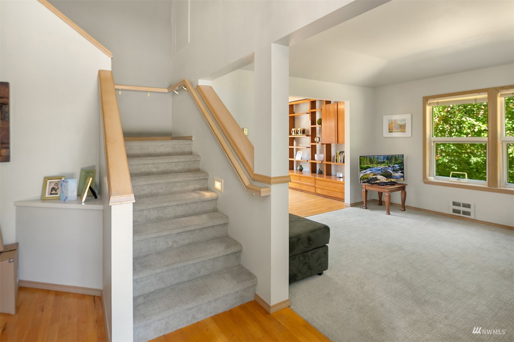 7315 Southwest Maury Park Road Vashon, WA 98070 - Photo 7 of 38 Gallery Image 7