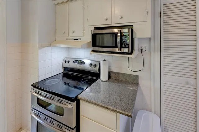 $195,000 | 7138 Sycamore Avenue, Kansas City, MO 64133