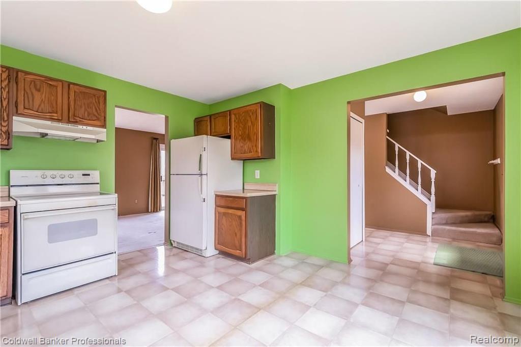 797 Bolinger Street Rochester Hills, MI 48307 - Photo 4 of 29