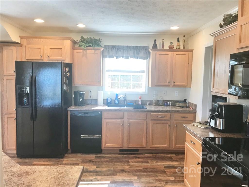 575 Campbell Road Woodleaf, NC 27054 - Photo 13 of 33 Gallery Image 13