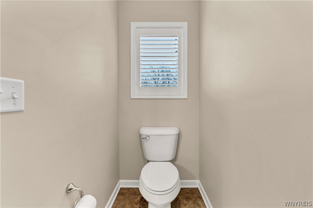 7240 Creekbend Drive Pendleton, NY 14120 - Photo 23 of 33