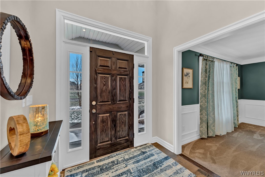 7240 Creekbend Drive Pendleton, NY 14120 - Photo 3 of 33