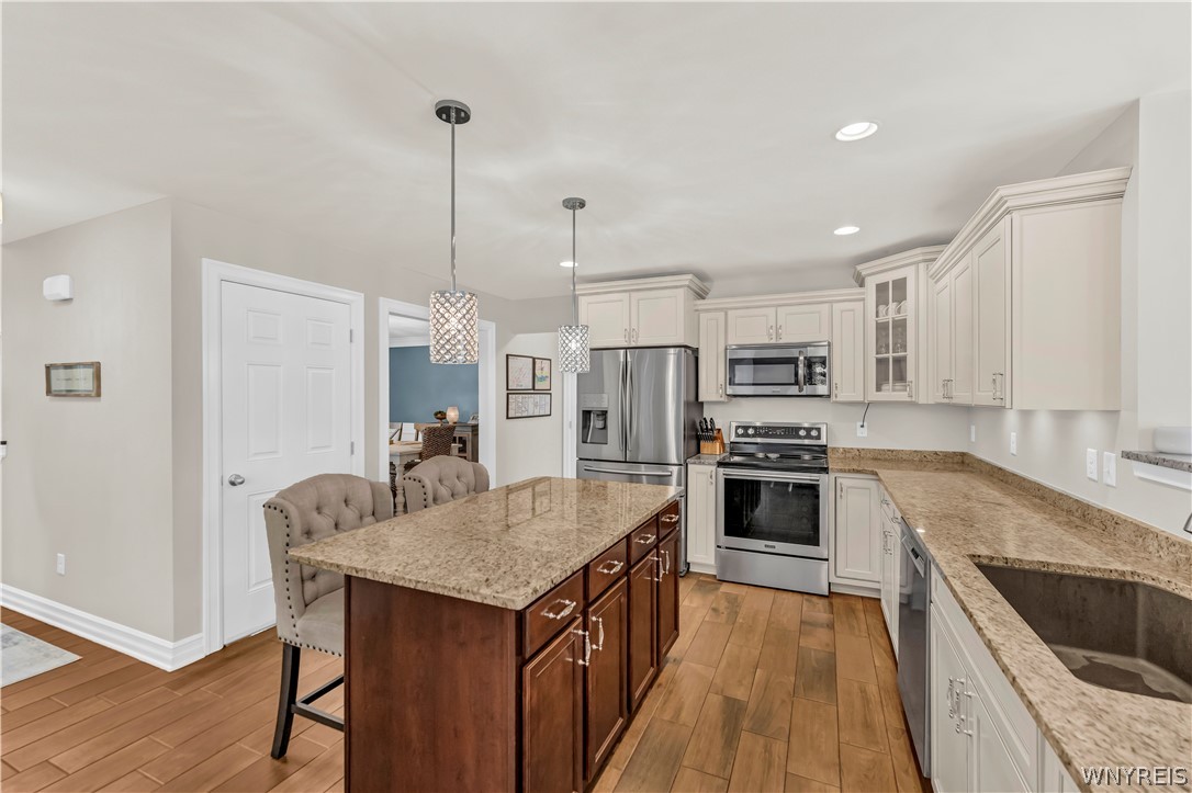 7240 Creekbend Drive Pendleton, NY 14120 - Photo 9 of 33