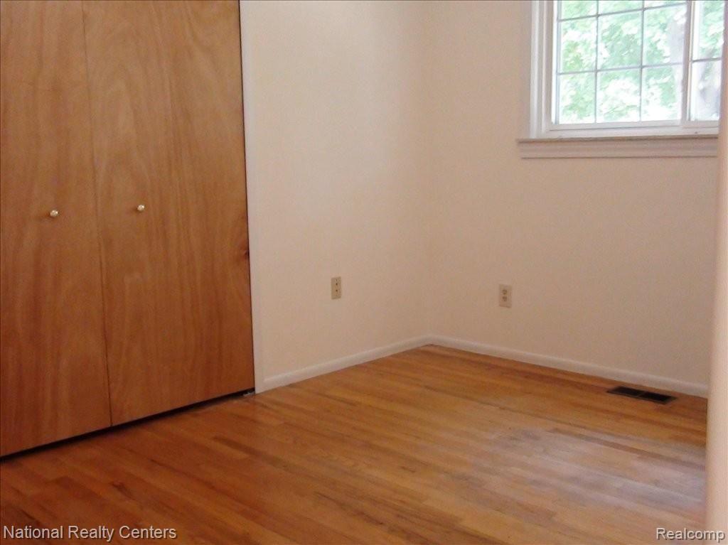 8900 Farmington Road Livonia, MI 48150 - Photo 7 of 11 Bedroom showing Hardwood
